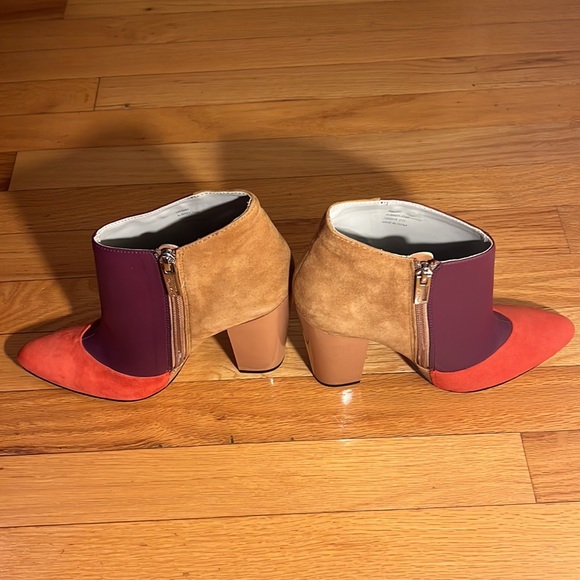 Calvin Klein color block booties in size 7.5 - Picture 5 of 8